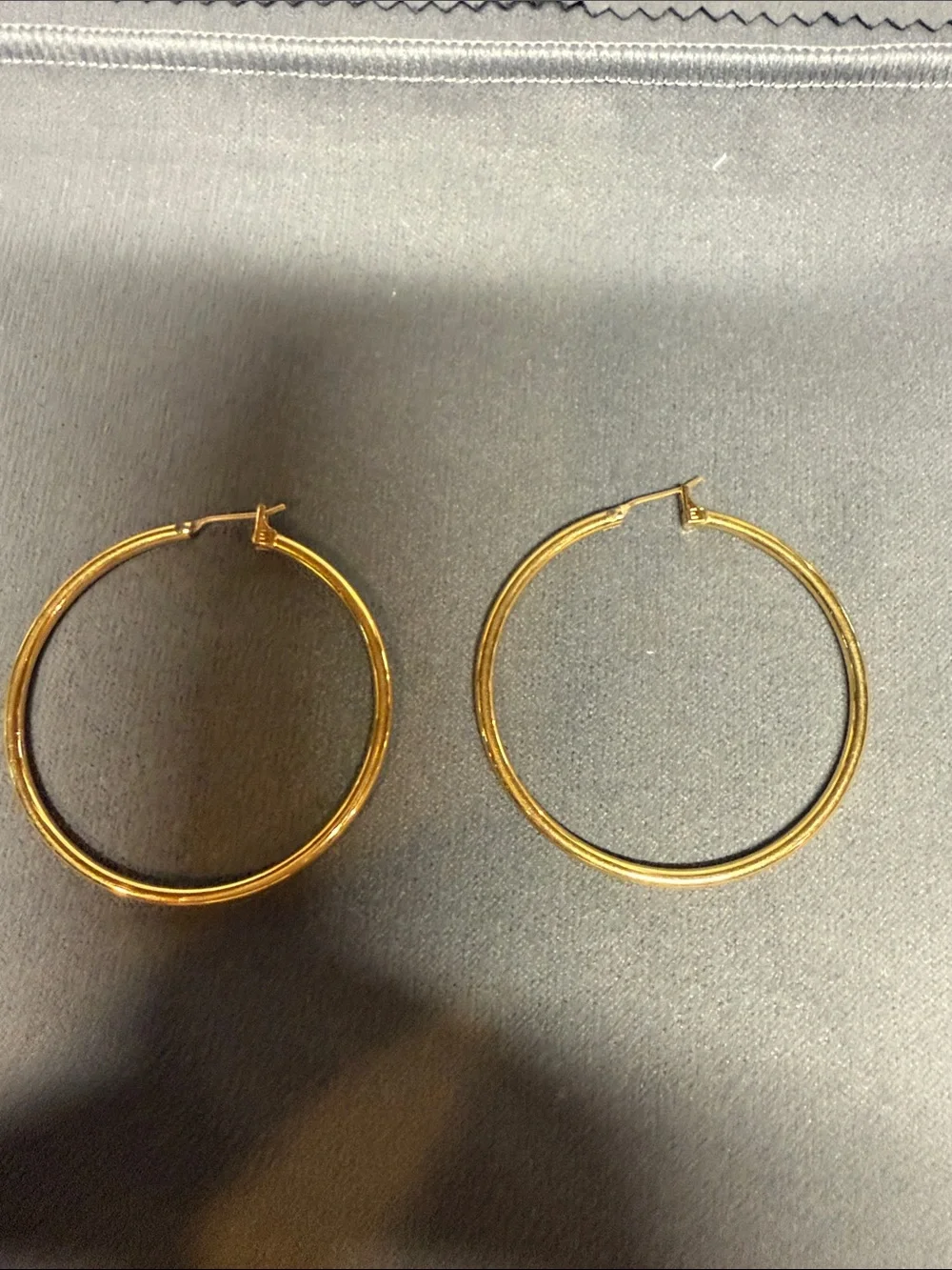 Michael Kors Classic Hollow Gold Hoop Earrings